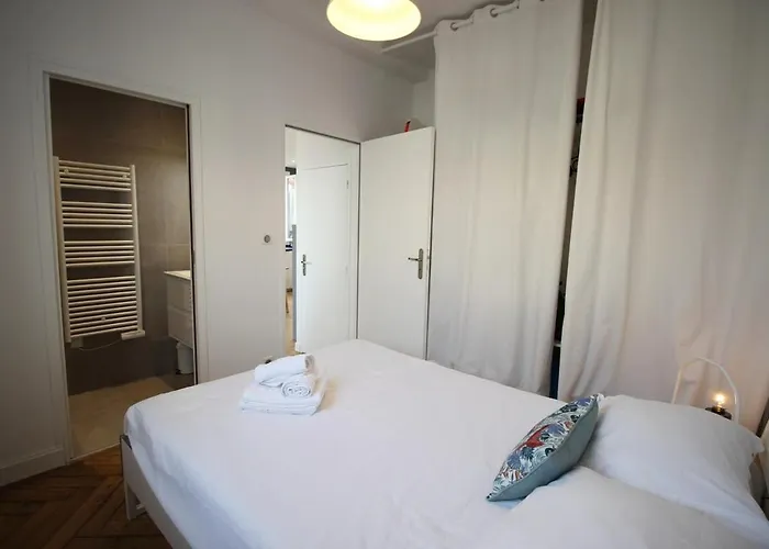 Holiday home Maison Calme Et Ensoleillee A