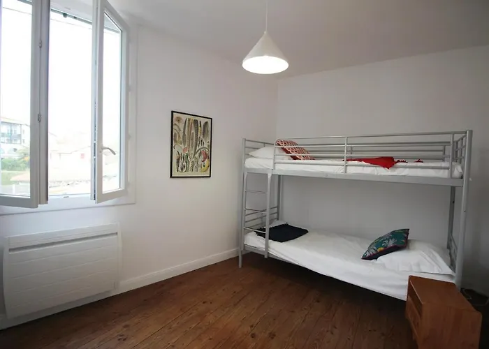Maison Calme Et Ensoleillee A *