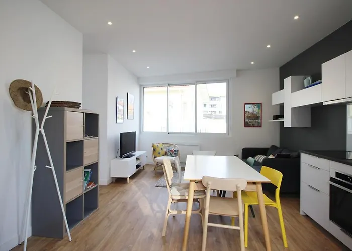 Maison Calme Et Ensoleillee A Prázdninový dům Biarritz