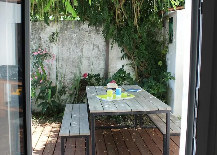 Maison Calme Et Ensoleillee A Prázdninový dům *